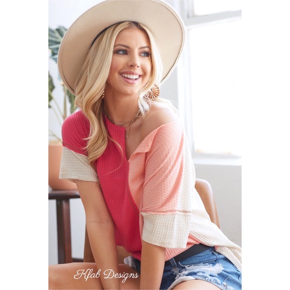 Color Block Waffle Knit, No Stitching, Soft Top! V-Neck. Size: Large - Picture 8 of 12